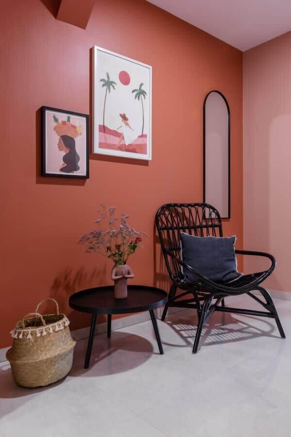 Seating area by the single bed