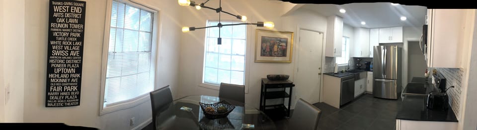 Kitchen / Breakfast nook