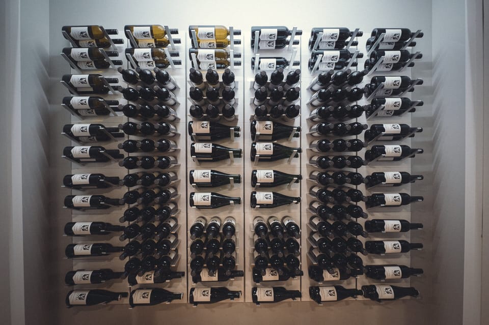 Private Wine Cellar – A cozy corner for wine aficionados and collectors