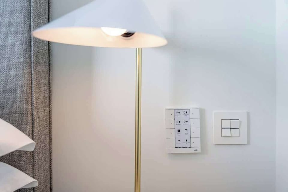 Lounge property management