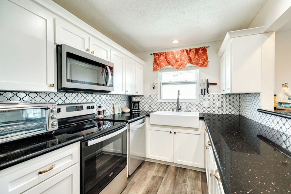Fully equipped kitchen