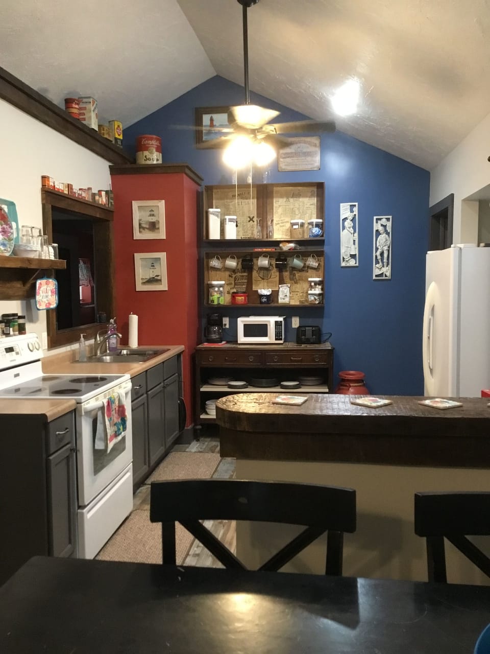 Kitchen/dining 