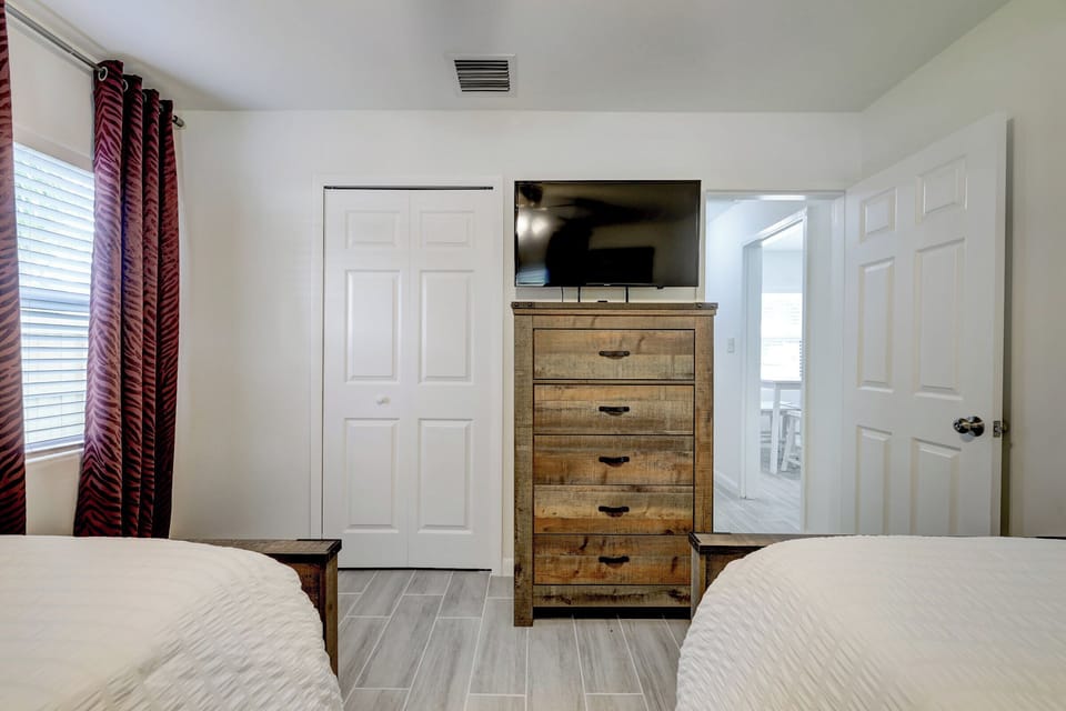 Guest Bedroom