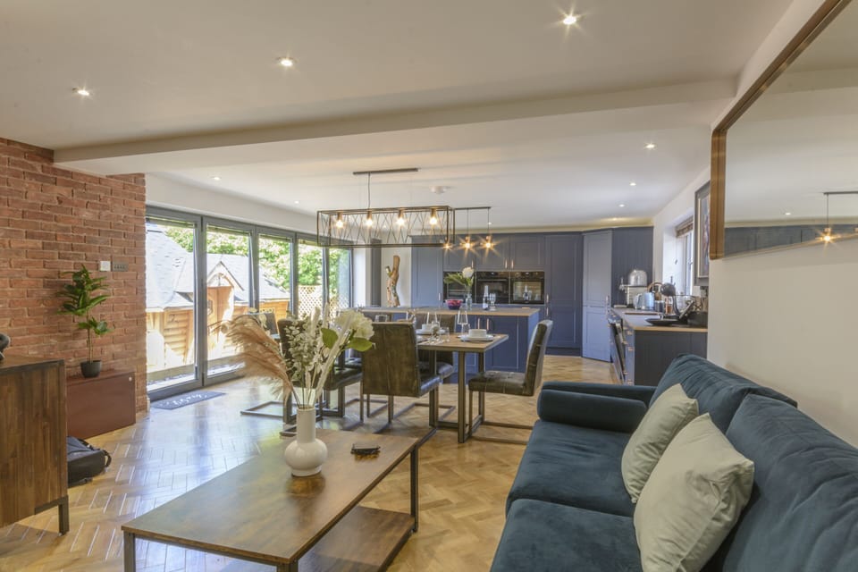 Open Plan Living, Dining and Kitchen Area