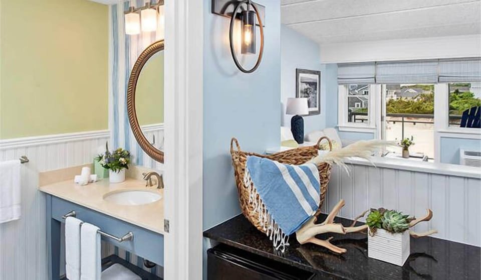 Refresh easily at a bright vanity with soft, flattering lighting.