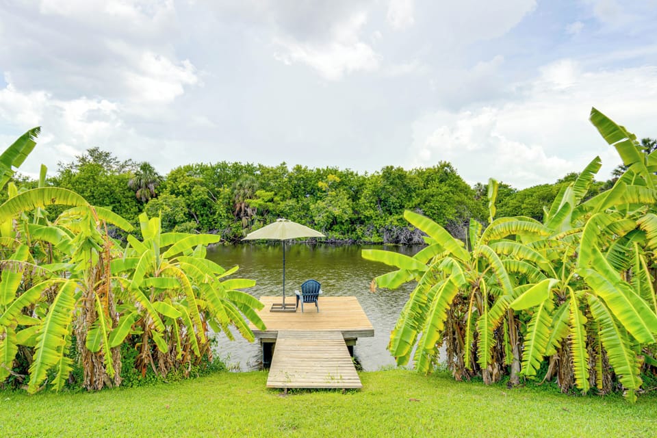 Port Charlotte Vacation Rental | 2BR | 2BA | 1,045 Sq Ft | 1 Half Step Required