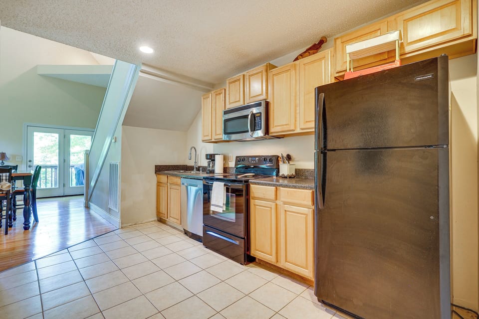 Kitchen | Dishware + Flatware | Cooking Basics