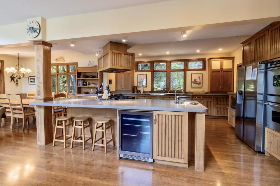 PhotoOct032023,122501AM