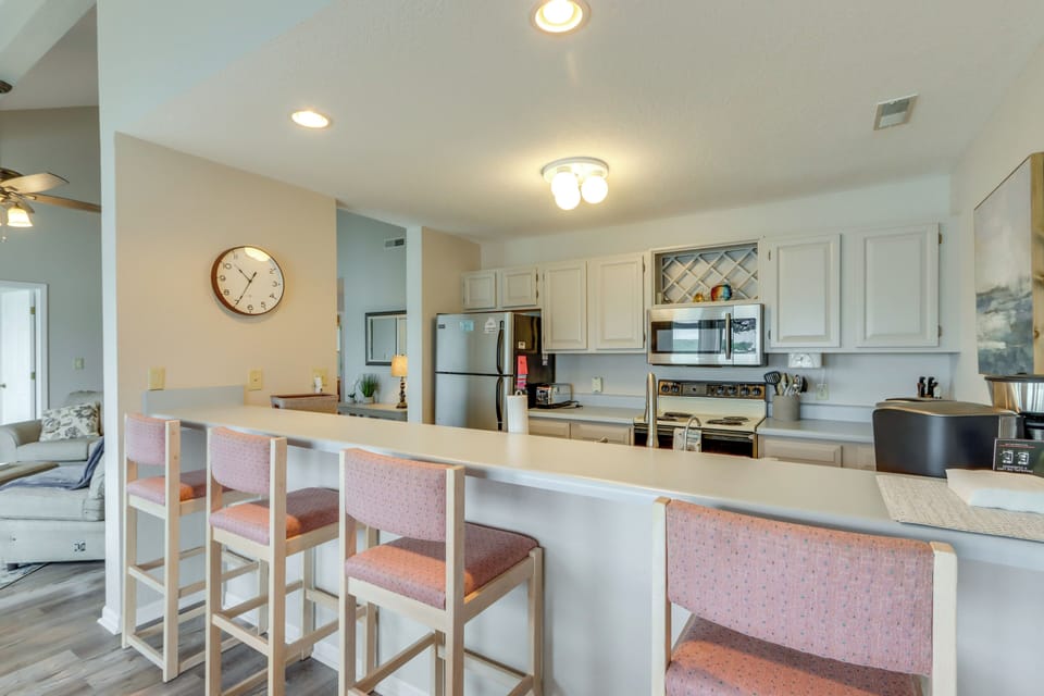 Kitchen | Cooking Basics | Dishware & Flatware | Coffee Maker