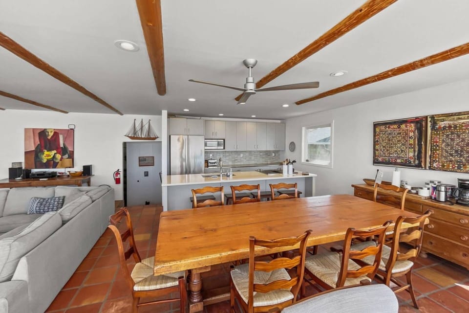 "You could sit there for hours looking at the waves. Very nice kitchen. I would like to come back. Highly recommended." - William
