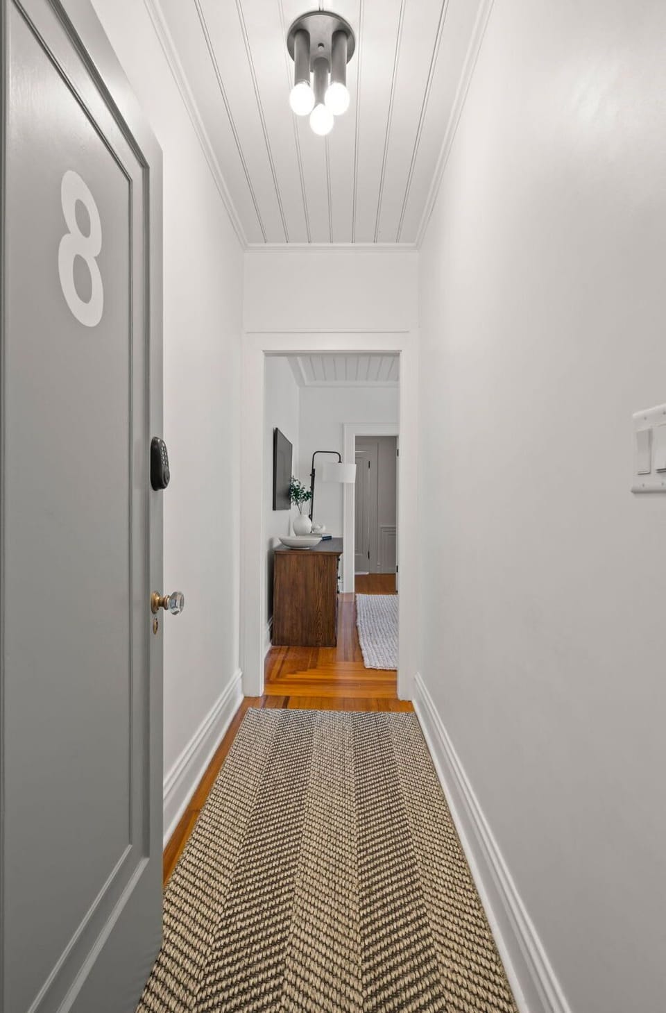 Entrance hallway to the Adeline #8