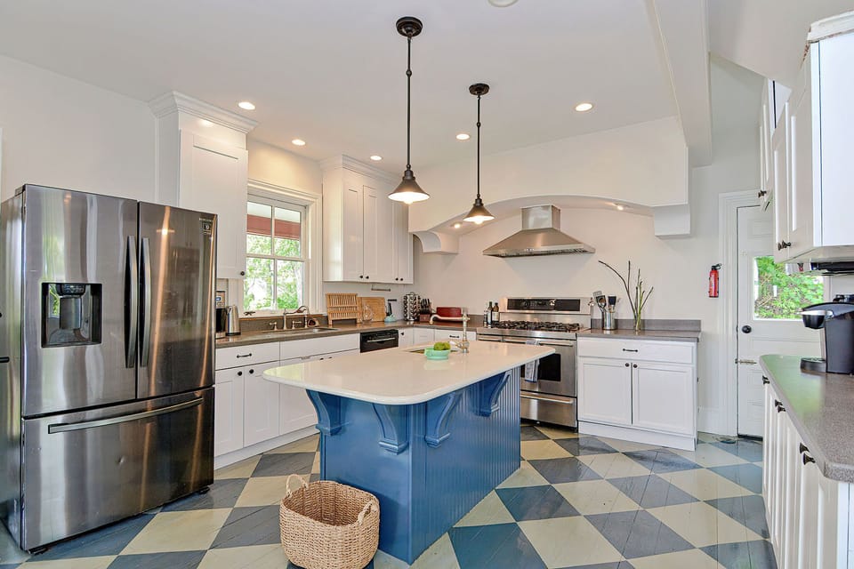 Well appointed kitchen with an island