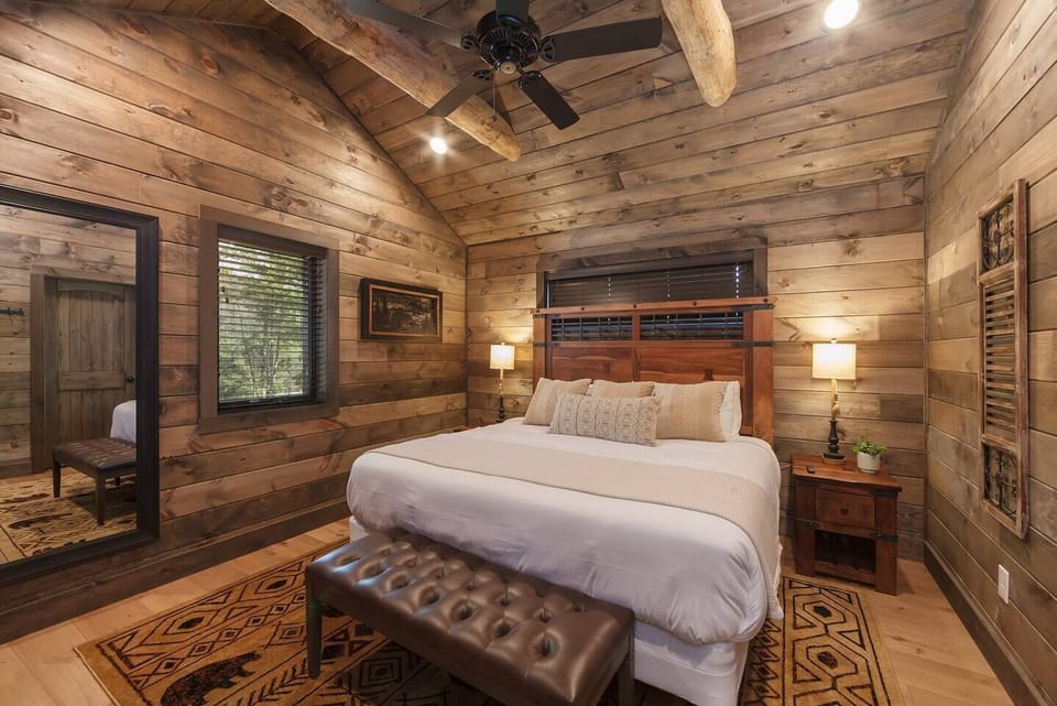 Cozy King Bedroom 1