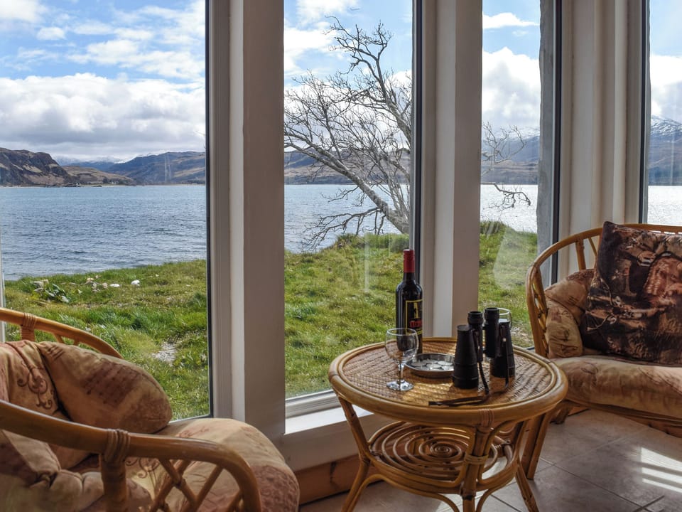 Sitting room | The House on the Point - Lochside Retreat, Kylerhea