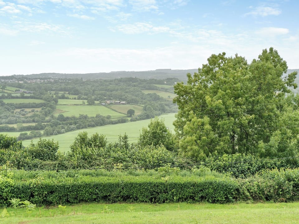 Surrounding area | Molehill Lodge, Ammanford