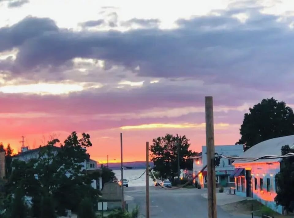 Water view from the deck