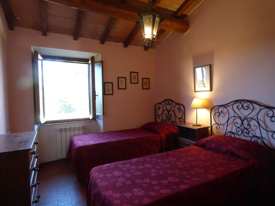 the twin bedroom