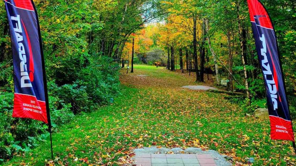 Brewster Ridge Disc Golf Course - 10 min drive
