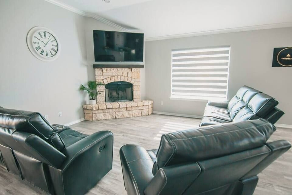 Living Room with 65 inch TV