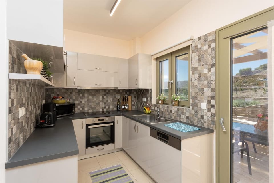 Equipped kitchen