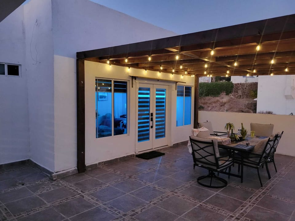 Outdoor Patio - Level 1