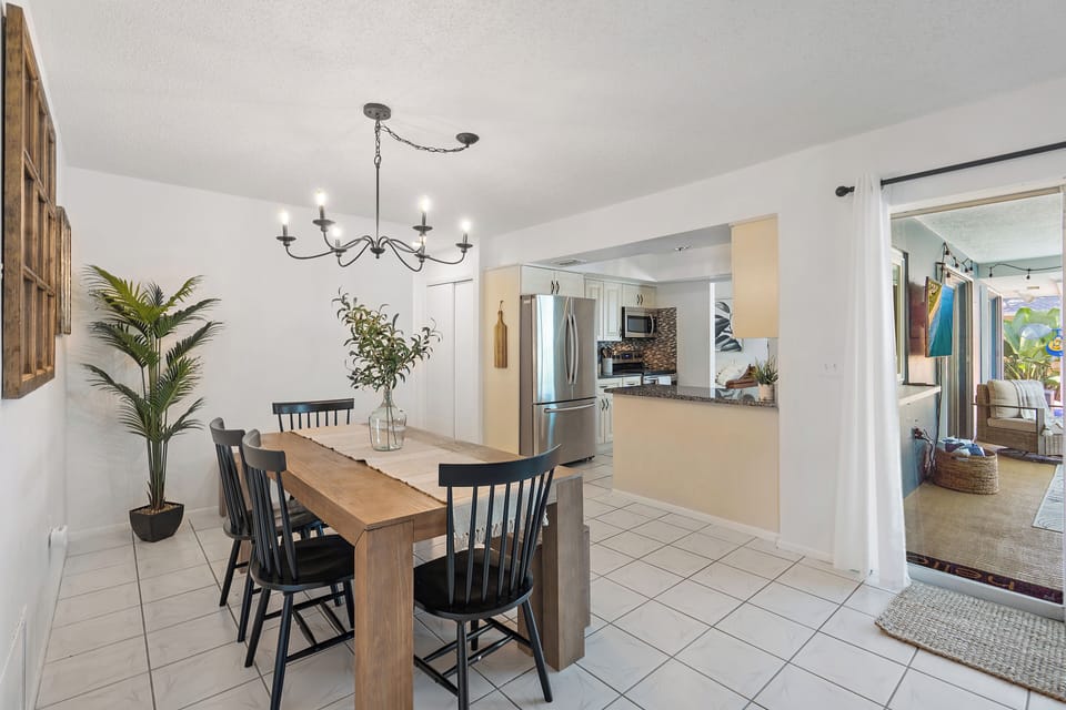 Open to the kitchen space.