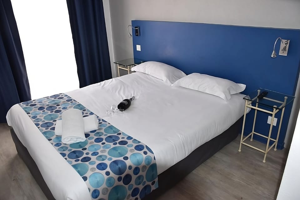 Bedroom. Interior and views may vary based on location and availability.