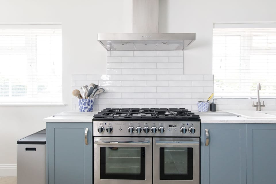 The Rangemaster has a double oven and 5-ring gas hob.