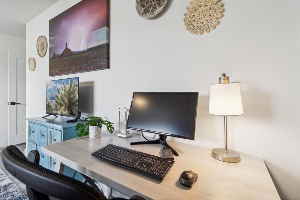Work Station