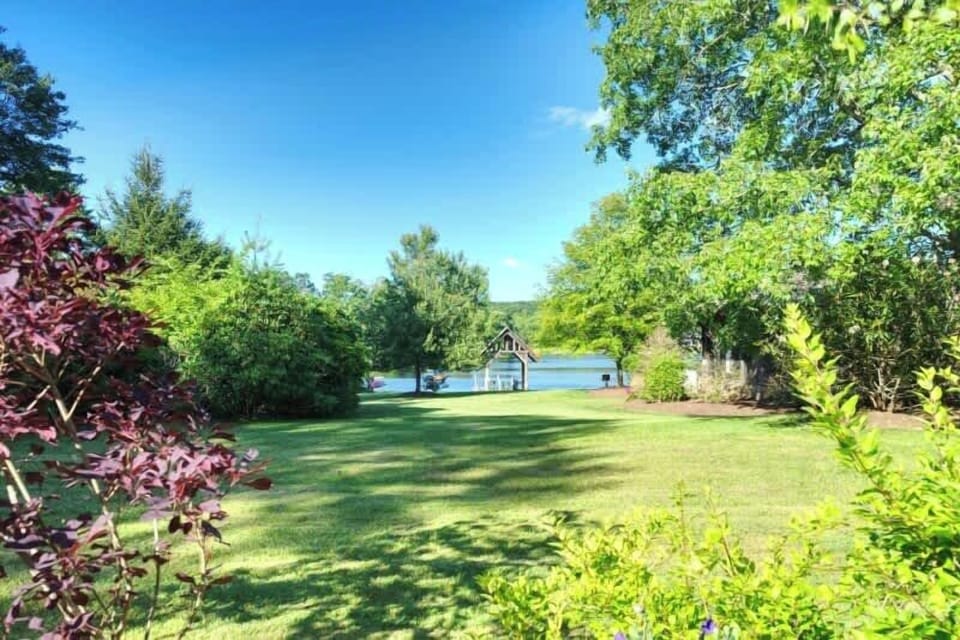 Walk right down to the lake from your cottage.