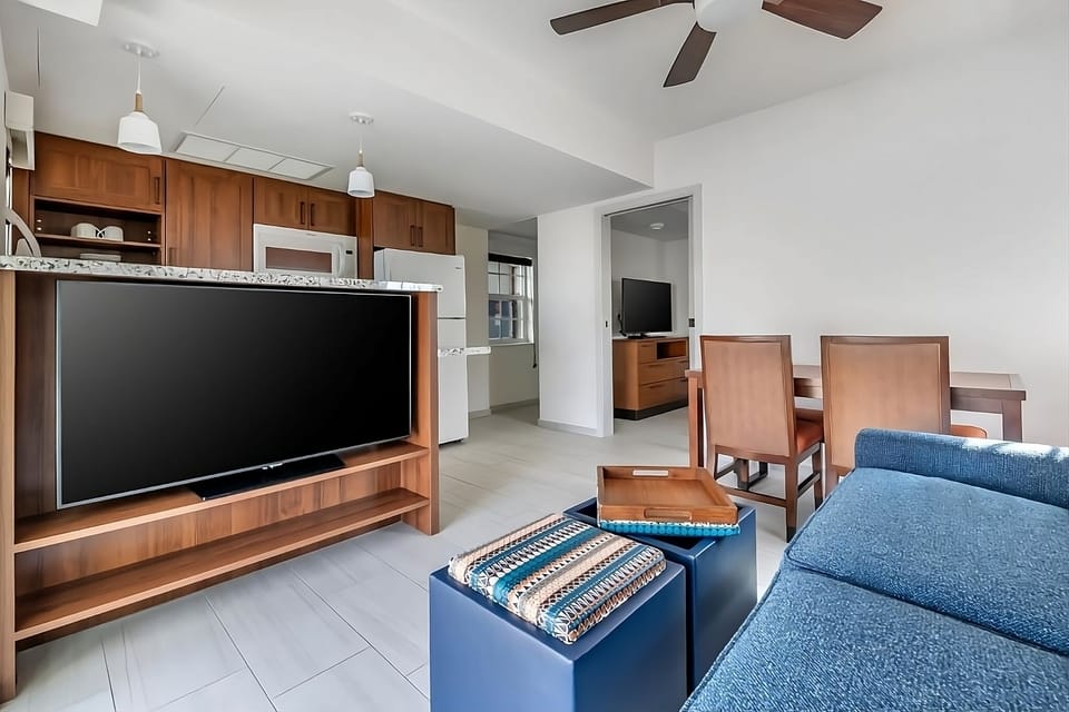 Kick back in the open-plan suite with room to spread out.