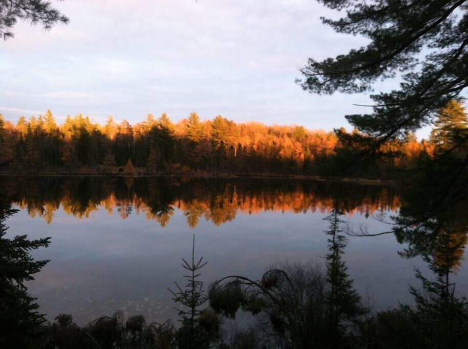 Juncob Lake walk or drive to private sauna and pier