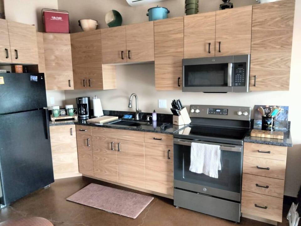 Fully equipped kitchen