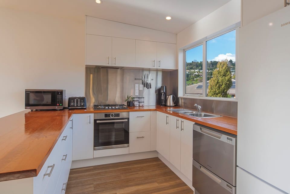 Fully-equipped Kitchen