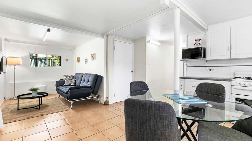 Lounge, Kitchen, & Dining Area 
