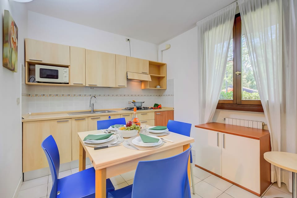 Kitchen and dining area
