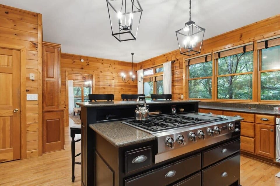 Fully stocked kitchen