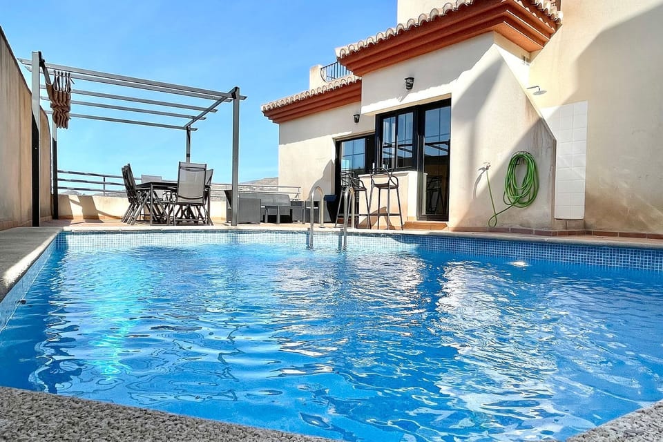 Holiday Home Swimming Pool