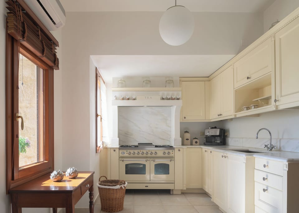 A fully equipped kitchen for culinary wonders. 