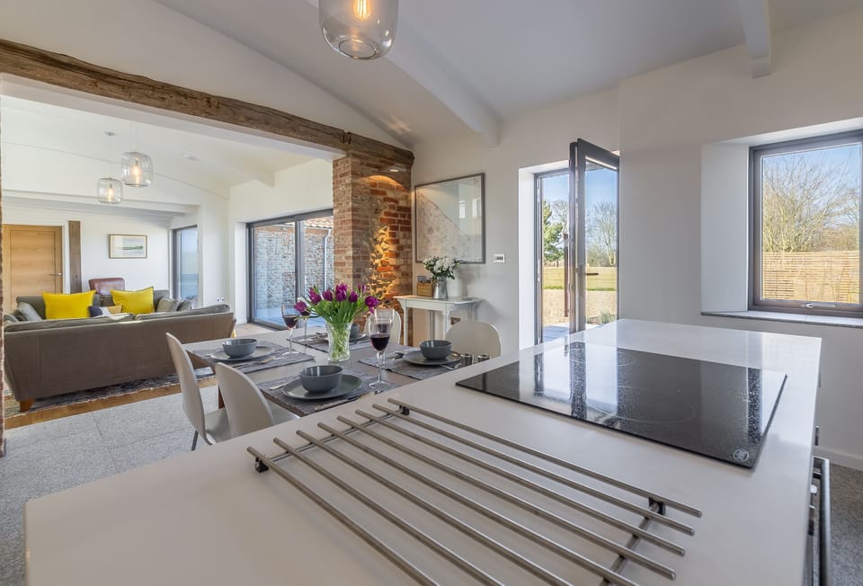 The kitchen and dining area is the perfect place to gather for delicious meals