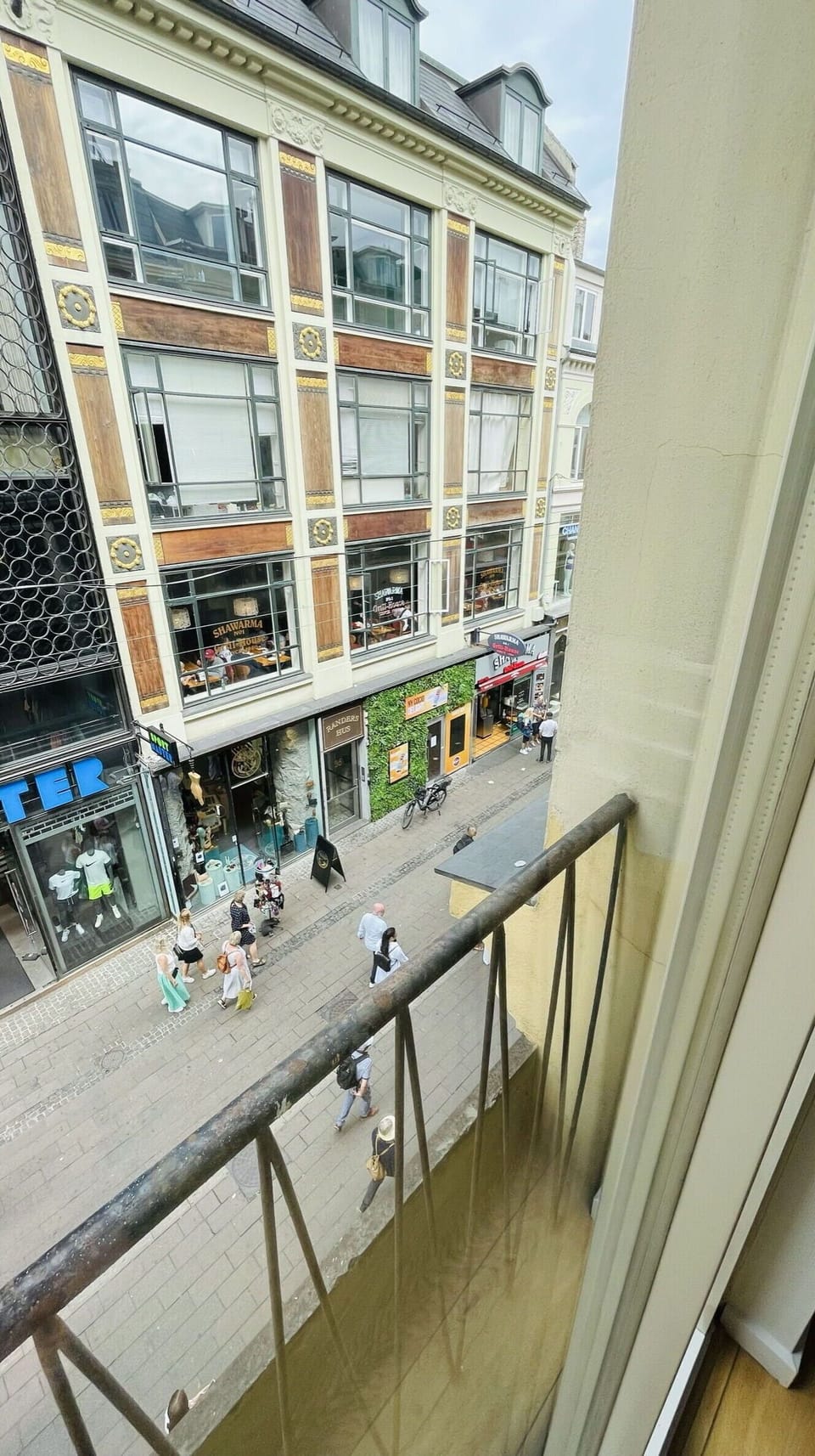 Balcony / Terrace / Patio