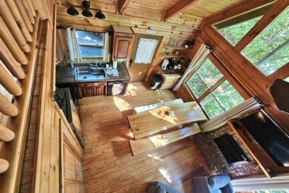Main Level: Kitchen/Living Room
