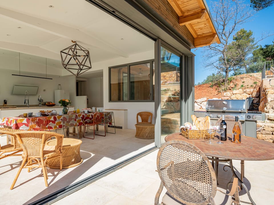 Well-being and serenity holidays at Roussillon in the Luberon