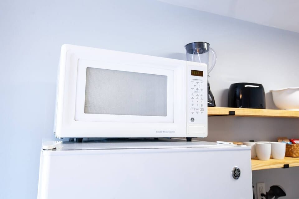 GE fridge and microwave 