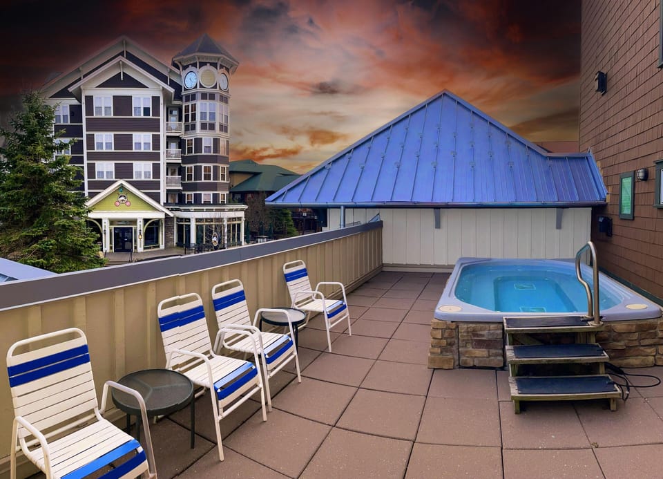 You'll also have access to the communal hot tub that all Highland House Guests can use.