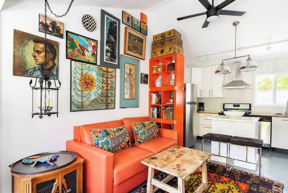 Casita living room. Kitchenette with refrigerator, gas stove and dishwasher 