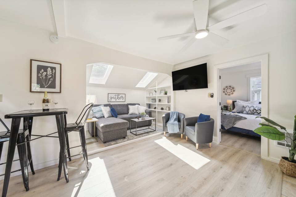 Newman Lake Vacation Rental | 1BR | 1BA | Stairs to Access | 640 Sq Ft