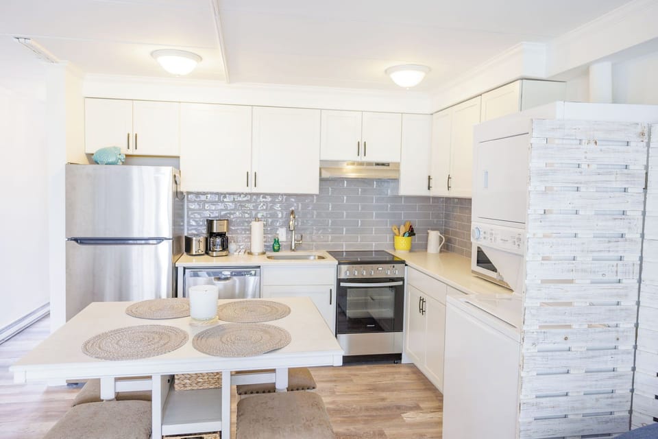 Kitchen (2)