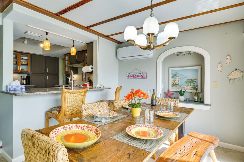 Dining Area | Board Games & Books