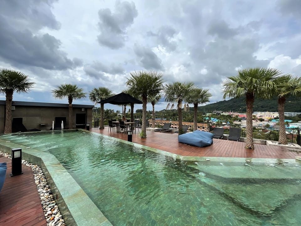 Luxury apartment at Citygate, great amenities (9838)
